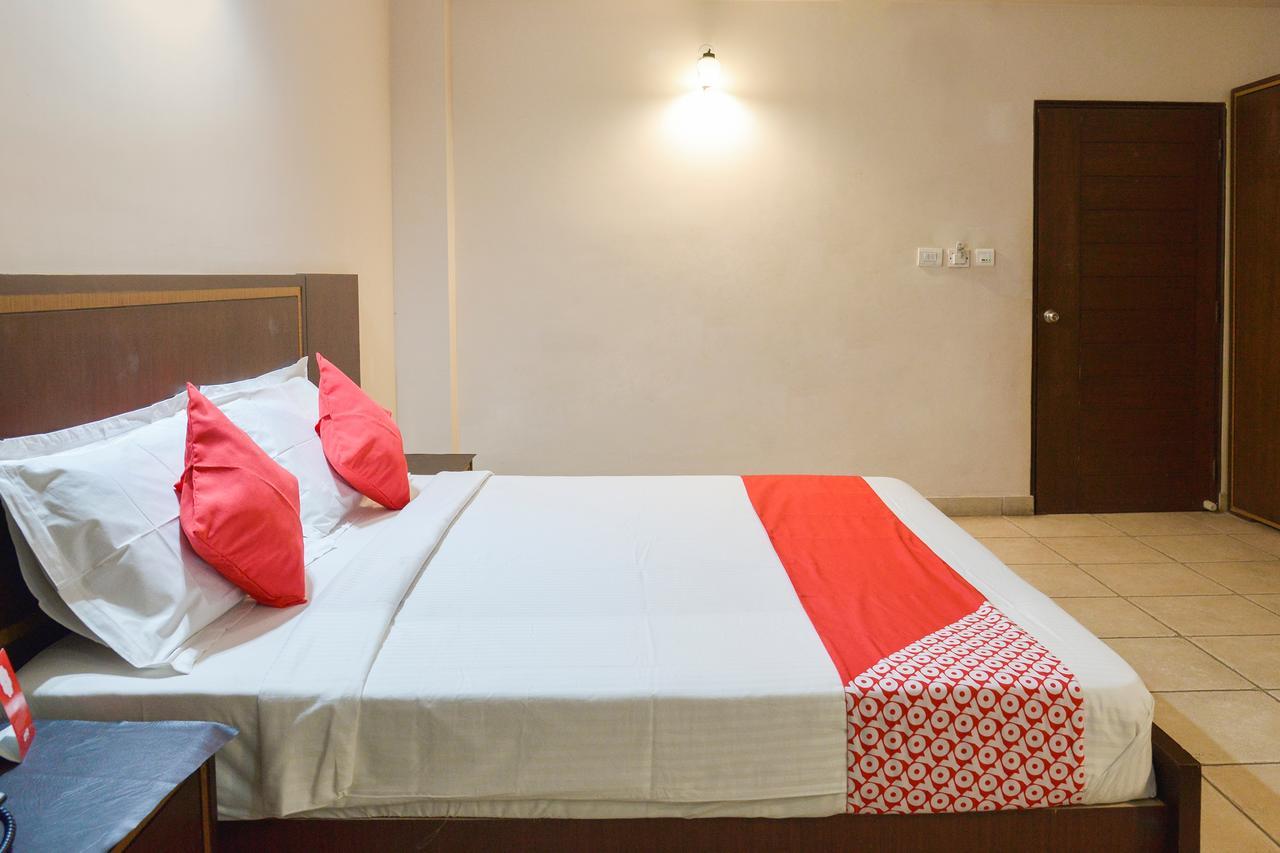 Oyo 15149 Hotel Ajoy Minar Мандармані Екстер'єр фото