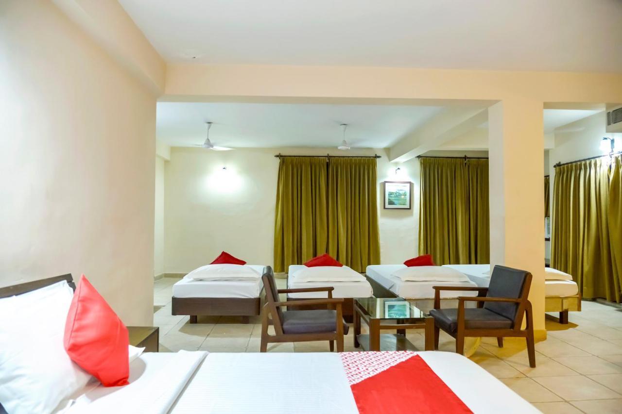 Oyo 15149 Hotel Ajoy Minar Мандармані Екстер'єр фото